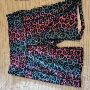 Xl tie dye leopard print Colosseum biker shorts